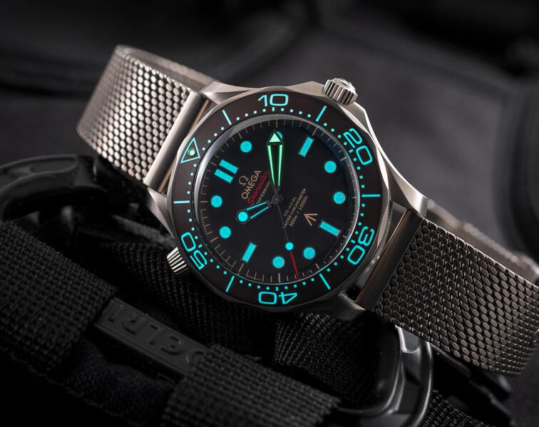 When Watch Hype Makes Sense — James Bond And His 1:1 Omega Seamaster Fake Watches For Sale