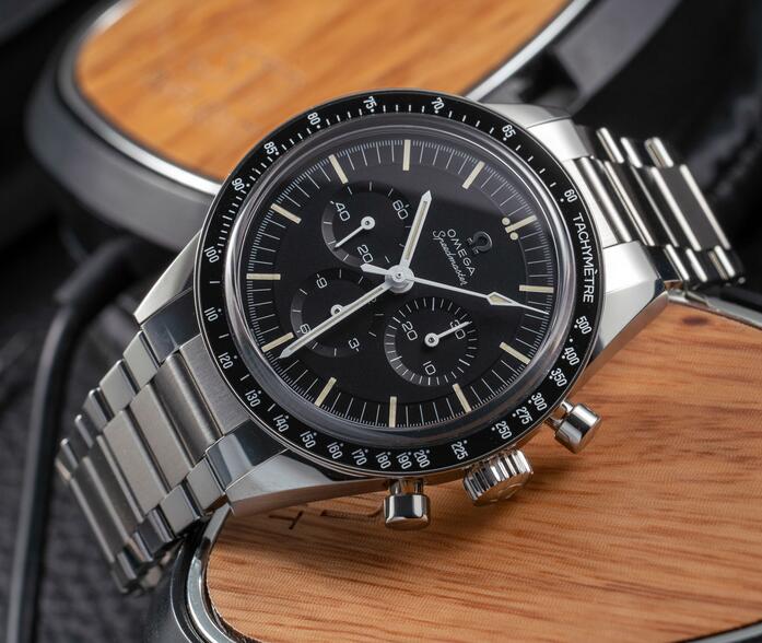 A Question From A Reader: “Which Modern AAA Perfect Fake Omega Speedmaster Watches Is Closest To The Original Moonwatch?”