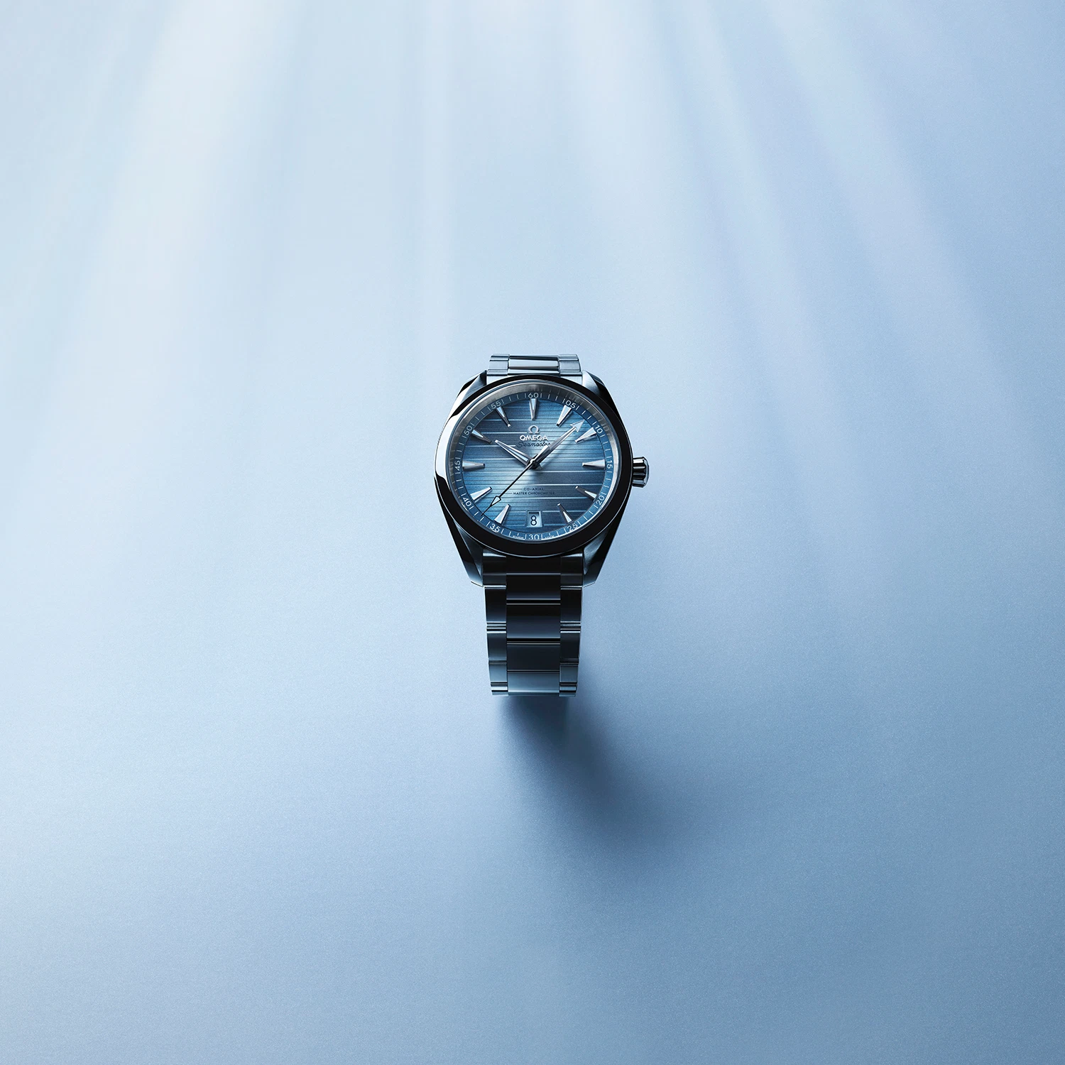 The 1:1 Fake Omega Seamaster Summer Blue Demonstrates Precision at Every Level