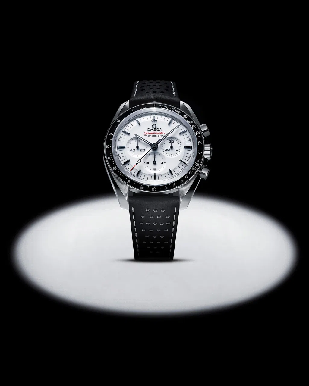 UK Luxury Replica Omega’s Speedmaster Moonwatch takes on a fresh coat of white